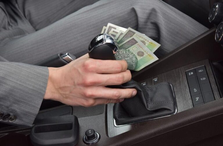 Skrzynia dwusprzęgłowa – rewolucja w świecie automatycznych skrzyń biegów