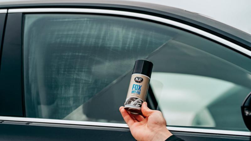 Jak poradzić sobie z zaparowanymi szybami w aucie? Sprawdzone sposoby na klarowność i bezpieczeństwo w podróży