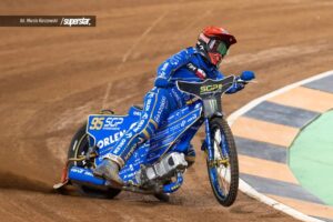 Pasja na torze: odkryj świat motocykli żużlowych